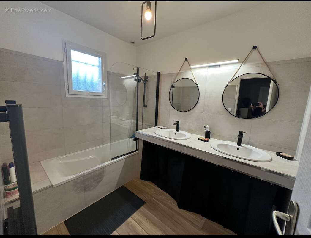 Villa T6 de 170 m² avec jardin et et piscine - photo 6