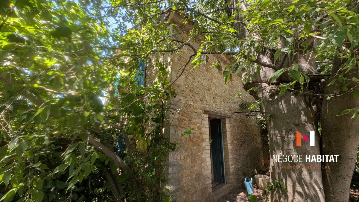 Maison à QUISSAC