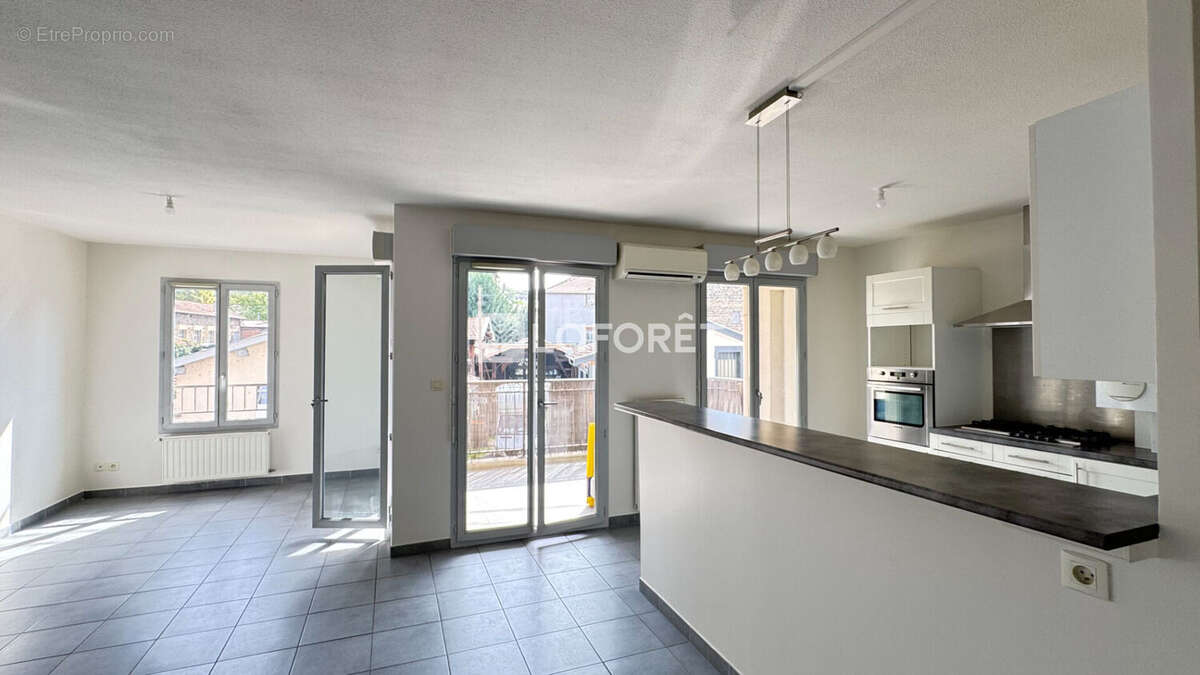 Appartement à L&#039;ARBRESLE