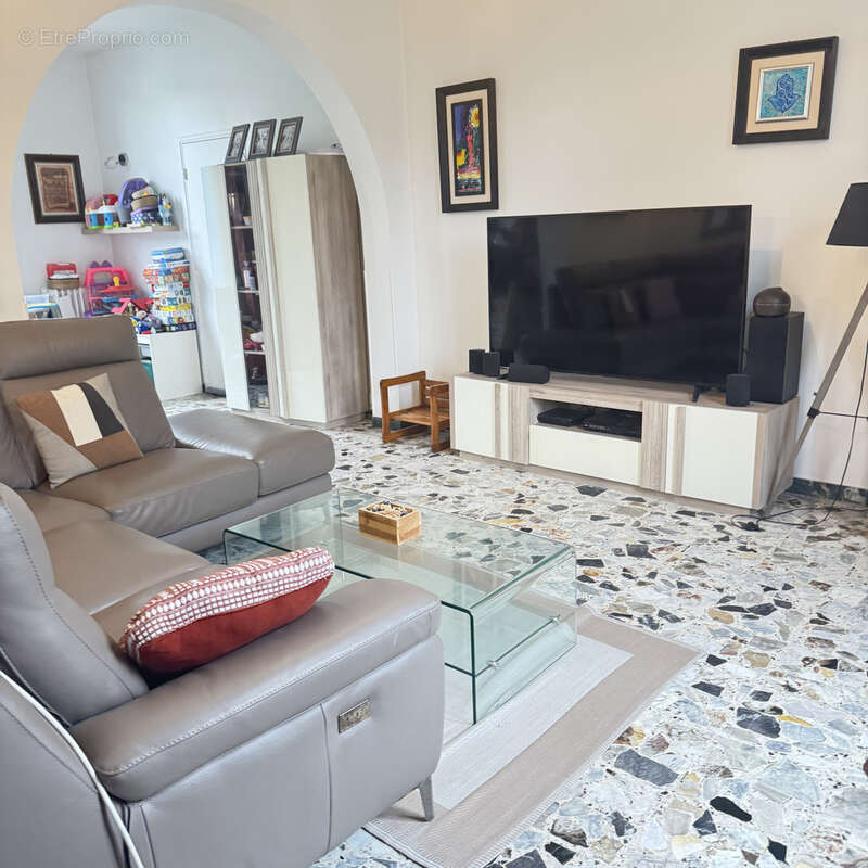 Maison à MONTIGNY-LES-CORMEILLES