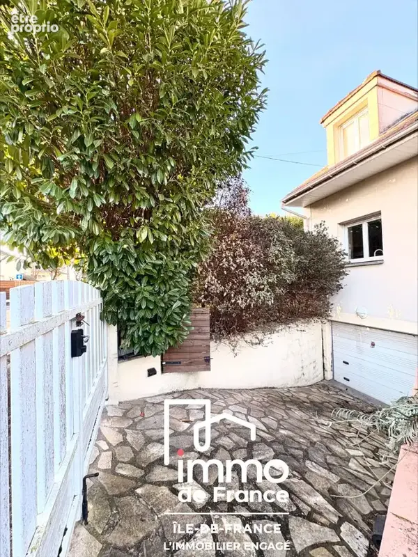 Maison familiale avec jardin privatif dans une petite copropriété de 2 lots sans charges." - photo 13