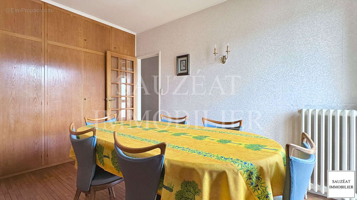 Appartement à MONTROUGE