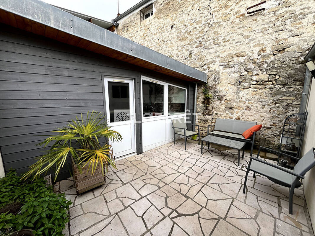 Maison à SERAINCOURT