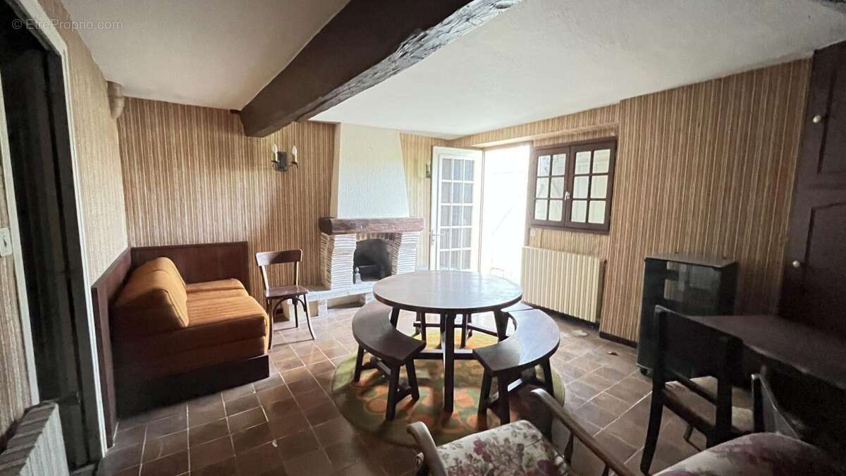 Maison à AUTUN