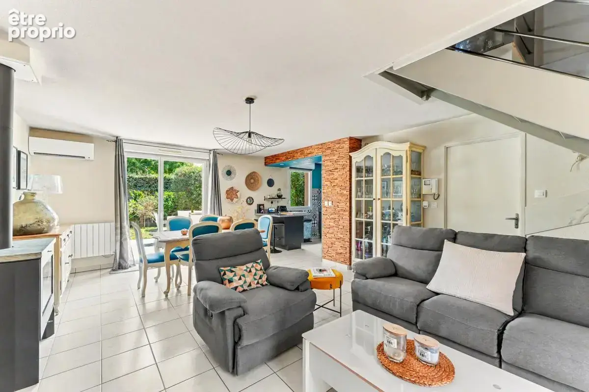 Maison T4 de + 86 m² avec Jardin, Piscine, Garage & Climatisation – Castelginest - photo 8
