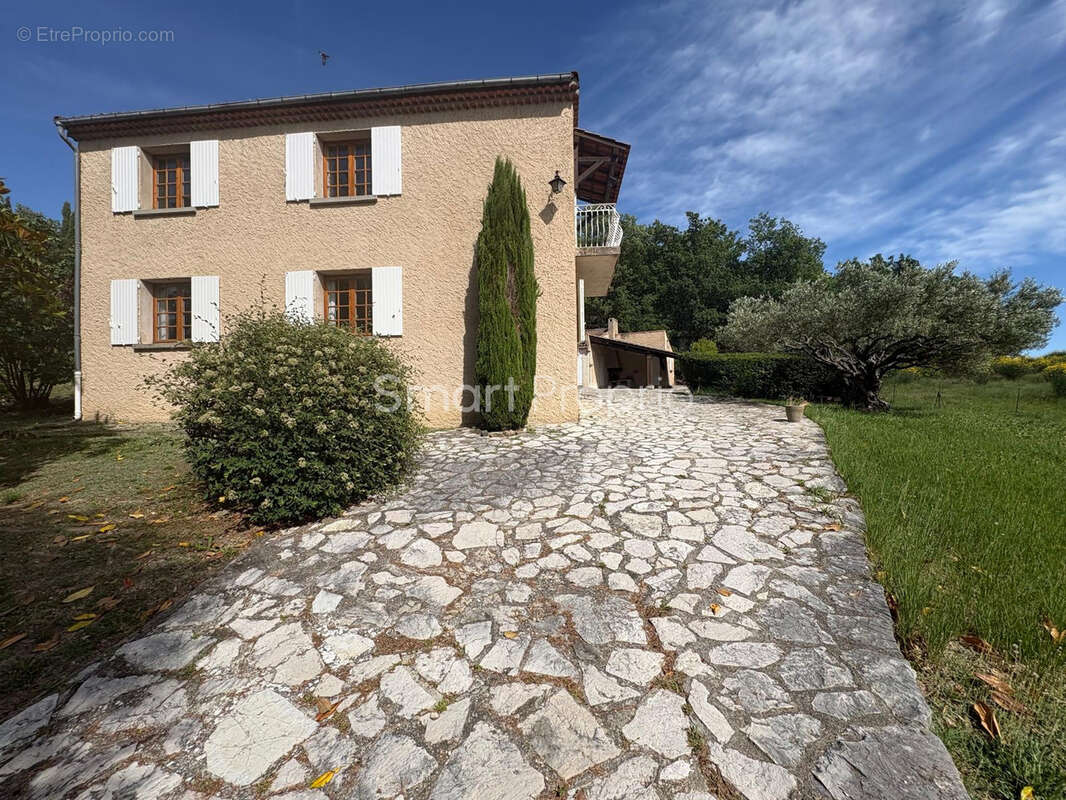 Maison à PIERREVERT