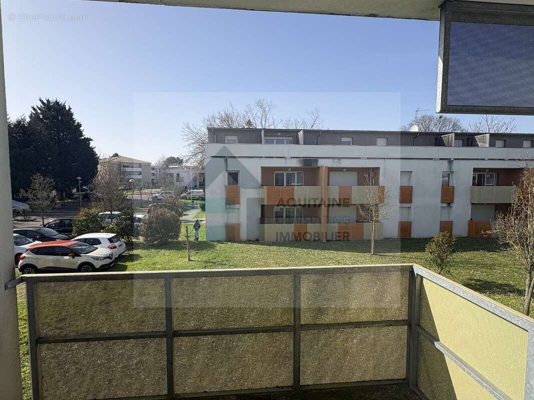 Appartement à VILLENAVE-D'ORNON