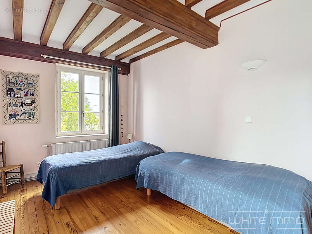 Maison à FRANCHEVILLE