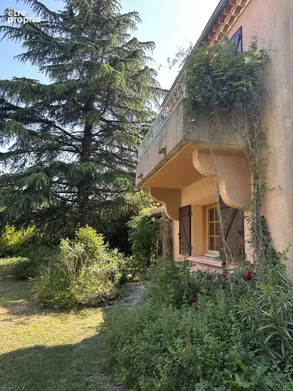 Villa t6 sur 1172 m2 - photo 4
