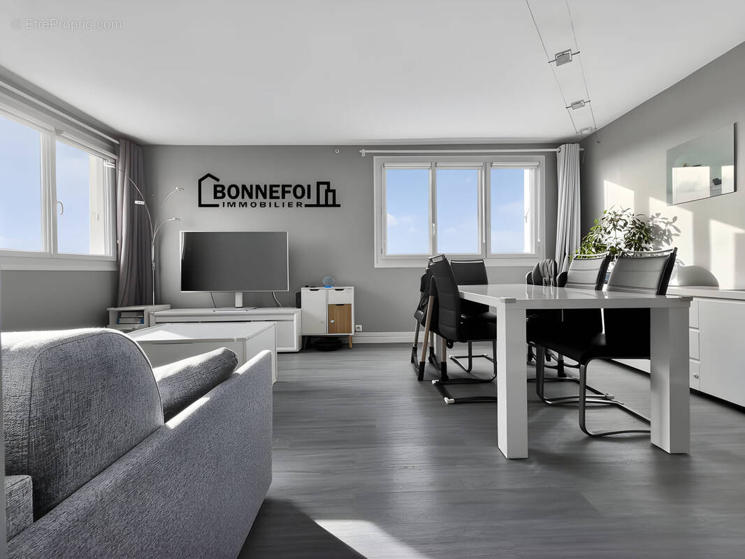 Appartement à CHAMPIGNY-SUR-MARNE