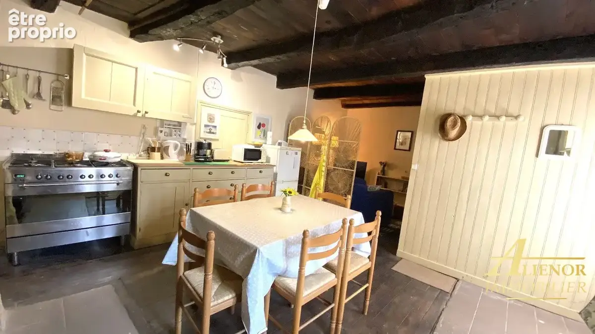 Propriété pierre avec gîte et dépendances - proche Brantôme, Quinsac 24530, - photo 15