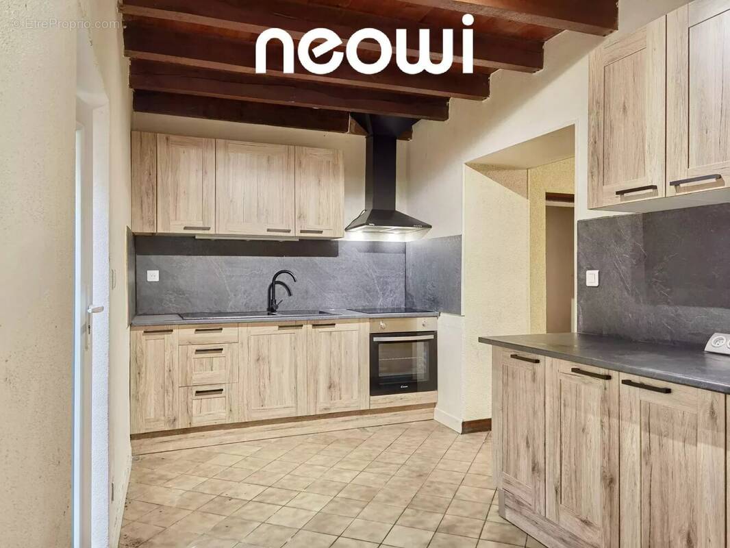 Maison à BAGNAC-SUR-CELE