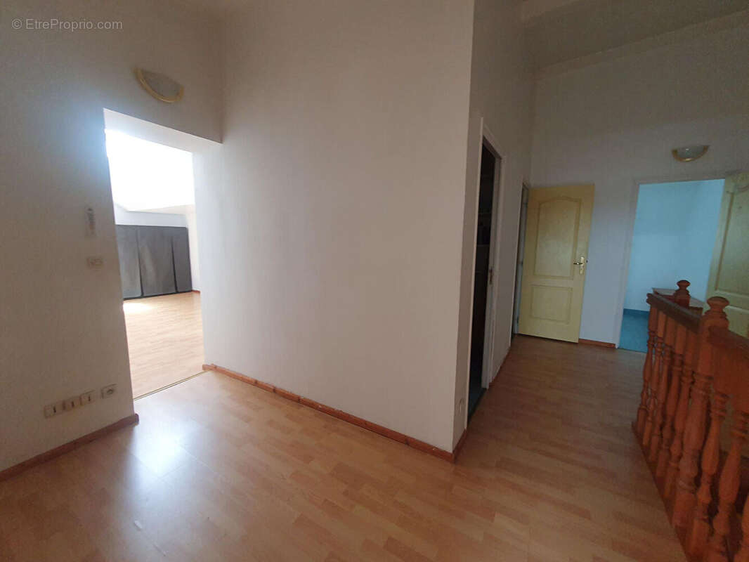 Appartement Cambrai 5 pièce(s) 143 m2 - photo 7