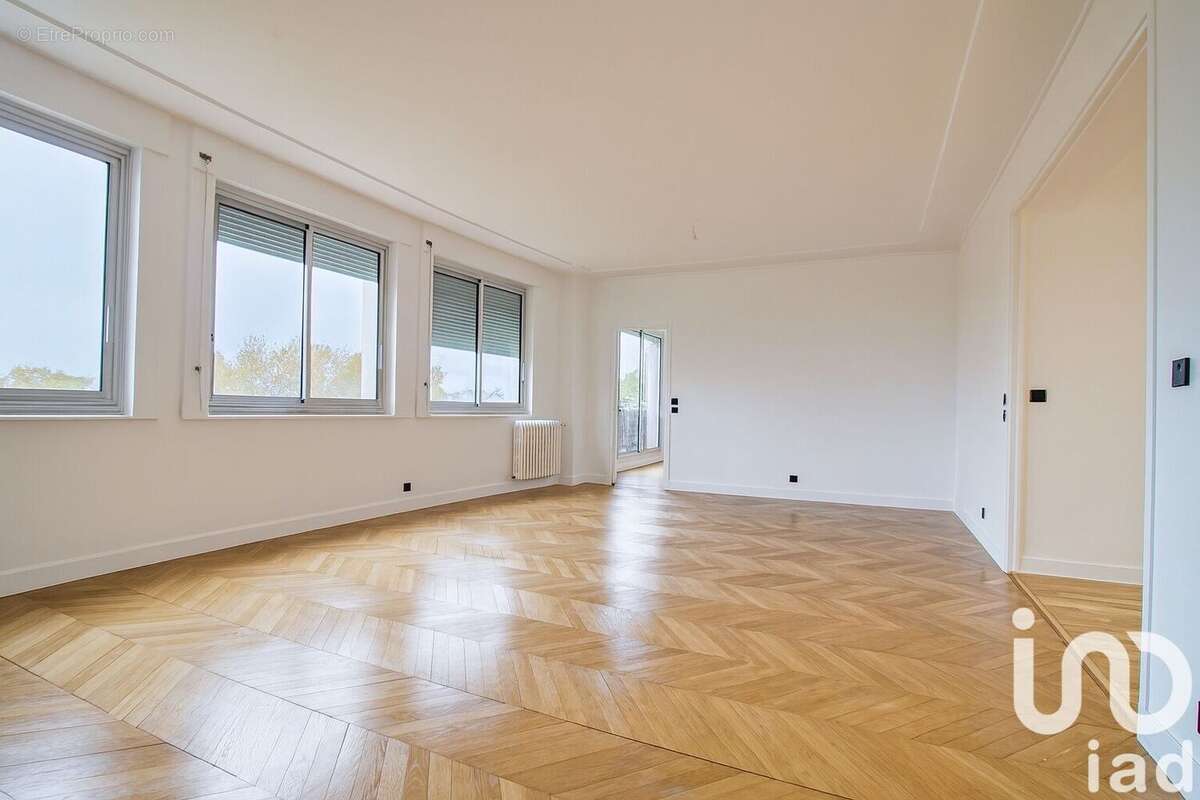 Photo 3 - Appartement à NEUILLY-SUR-SEINE