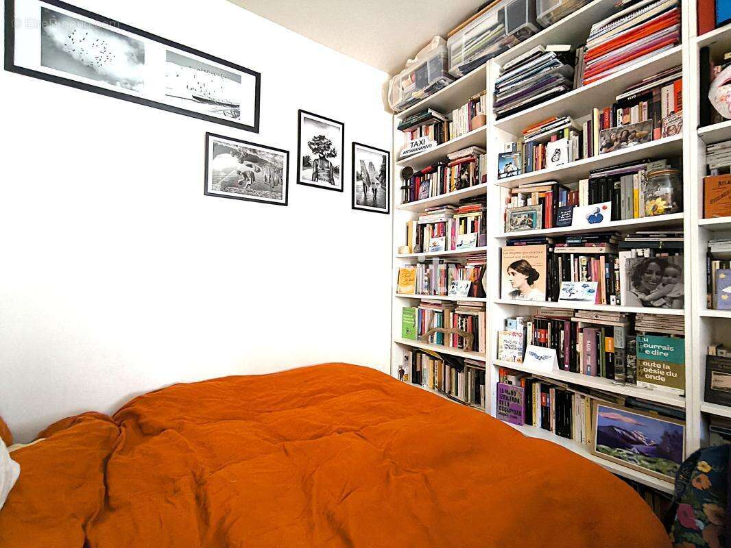Appartement à PARIS-20E