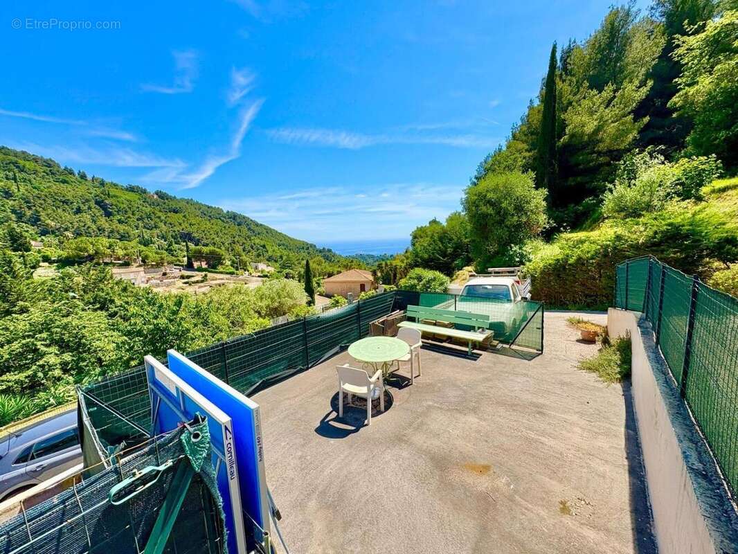 Photo 2 - Maison à CASTELLAR