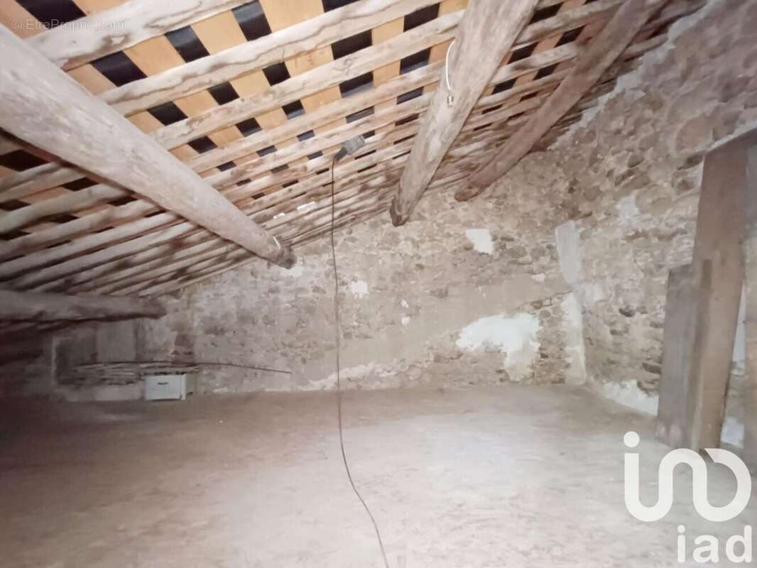 Photo 9 - Maison à POUZOLLES