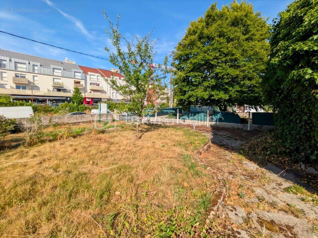 Terrain constructible de 436 m² avec dépendance et garage de 50 m² – Saint-Pathus (77178) - photo 5