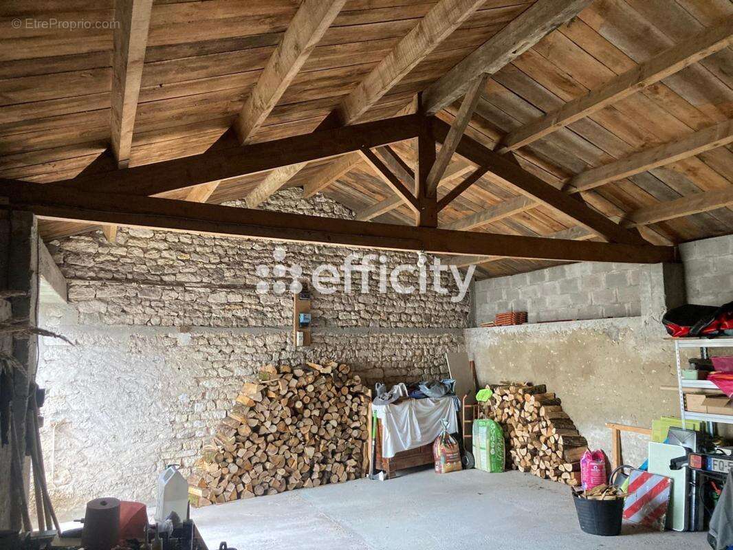 Parking à DOLUS-D'OLERON