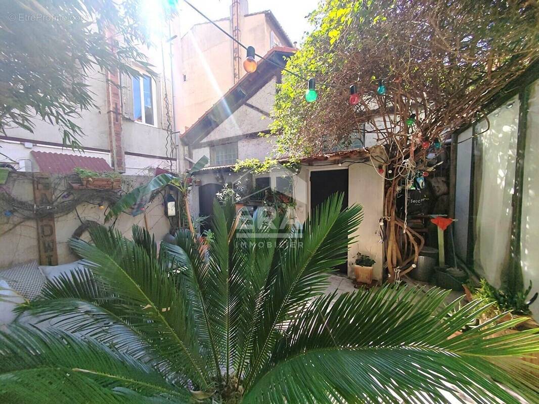 Maison à MARSEILLE-5E