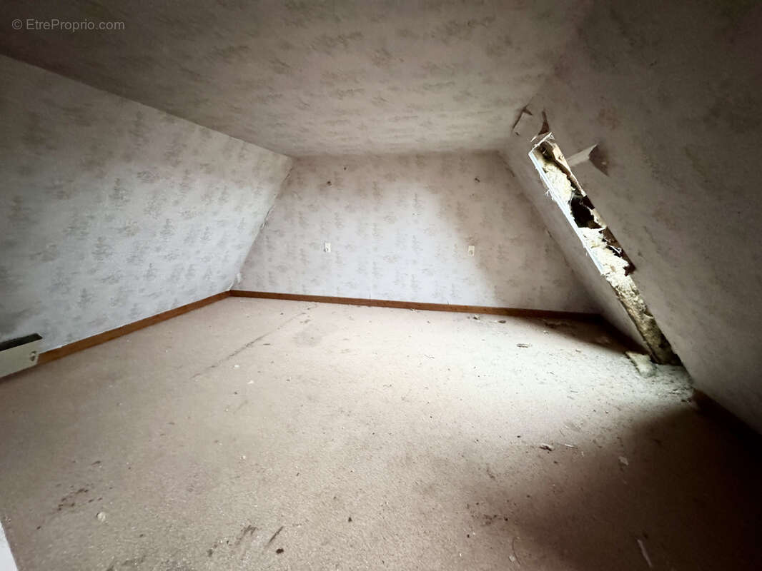 SOUS OFFRE ACCEPTEE -- Immeuble au coeur de St Cyprien en Périgord _ EXCLUSIVITE Stephane Gounet - photo 5