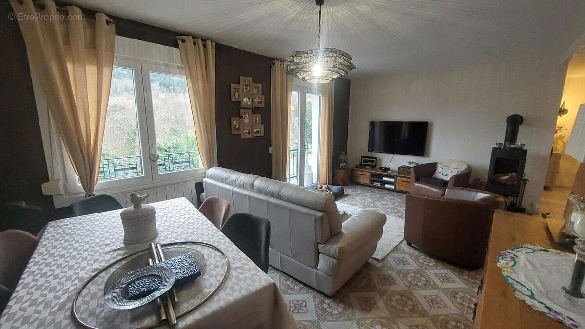 20250128_142414 - Maison à REMIREMONT