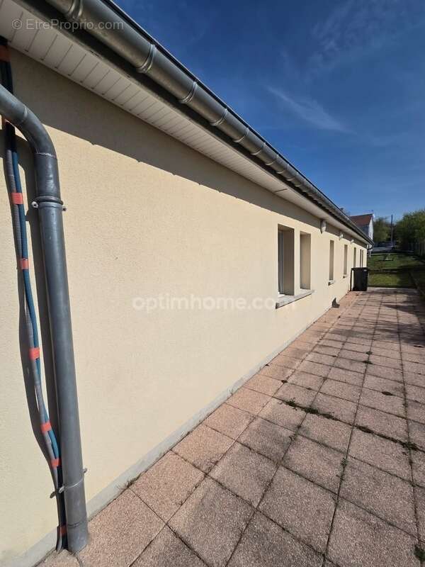 A VENDRE!!! ensemble de rapport déjà loué comprenant un entrepôt et un studio - photo 28