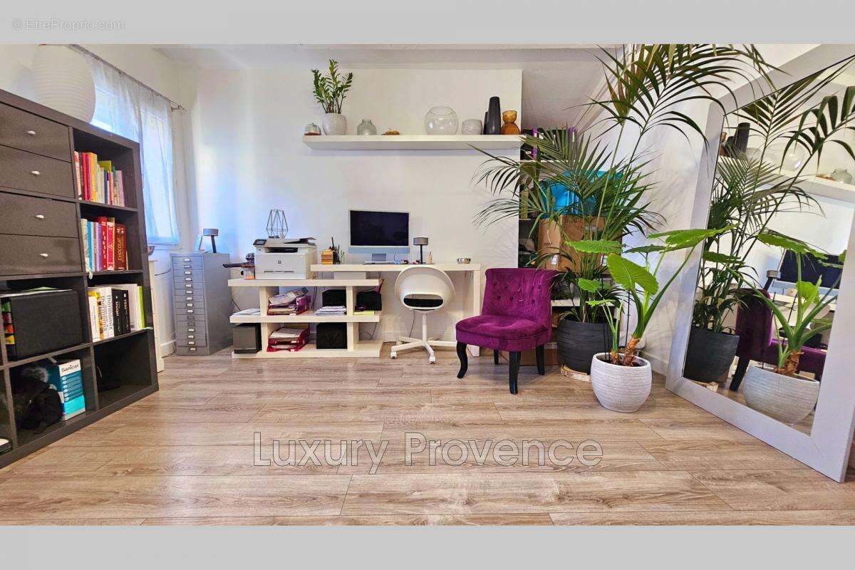 Maison à SEPTEMES-LES-VALLONS