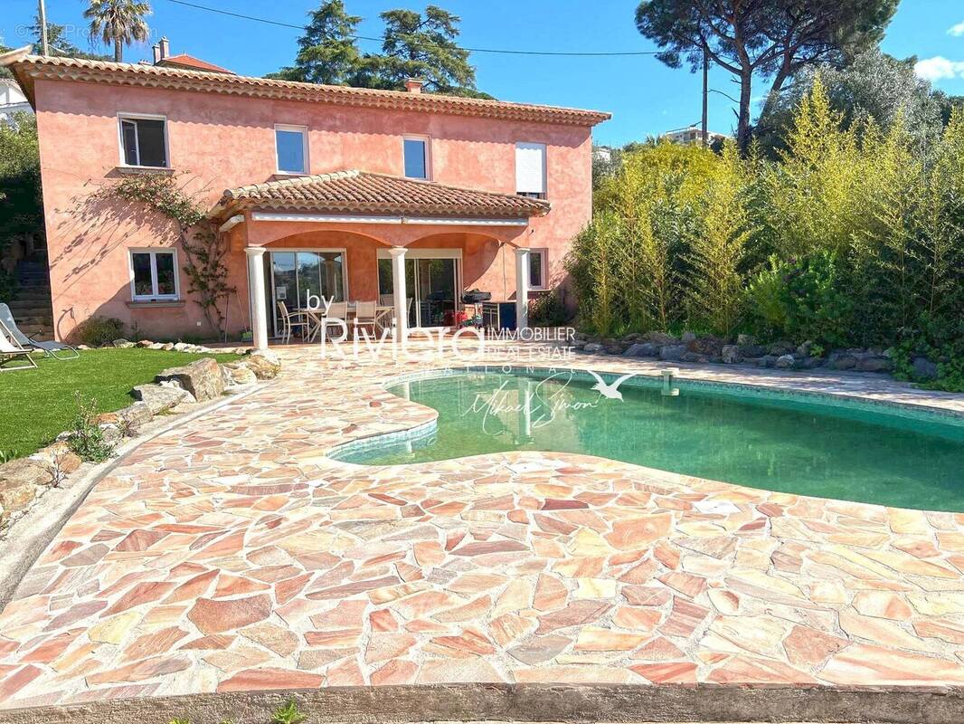 Maison à CAVALAIRE-SUR-MER