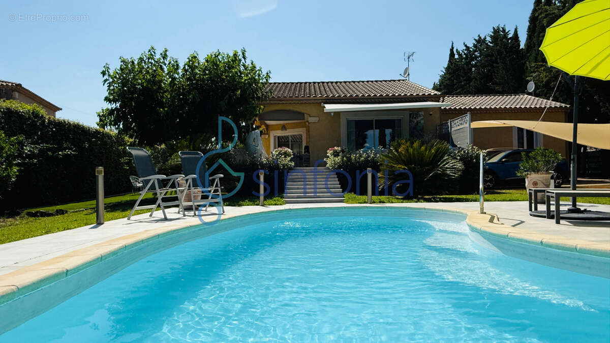 Vente maison coup de coeur située à seulement 4 km de la cité ducale d'Uzès. - photo 8