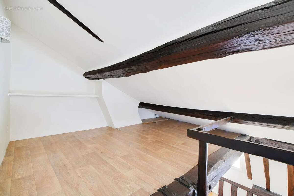 Appartement à PARIS-6E