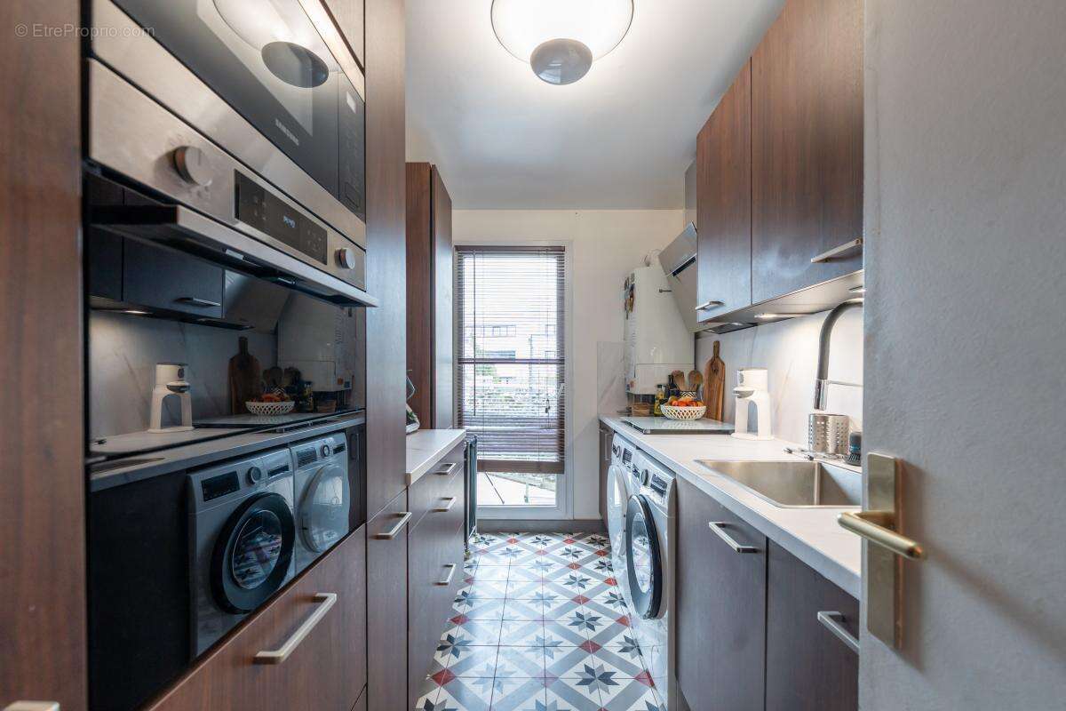 Appartement à ASNIERES-SUR-SEINE