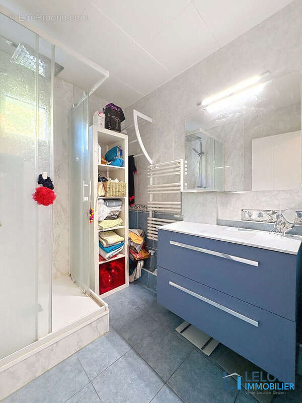 Appartement à DEVILLE-LES-ROUEN