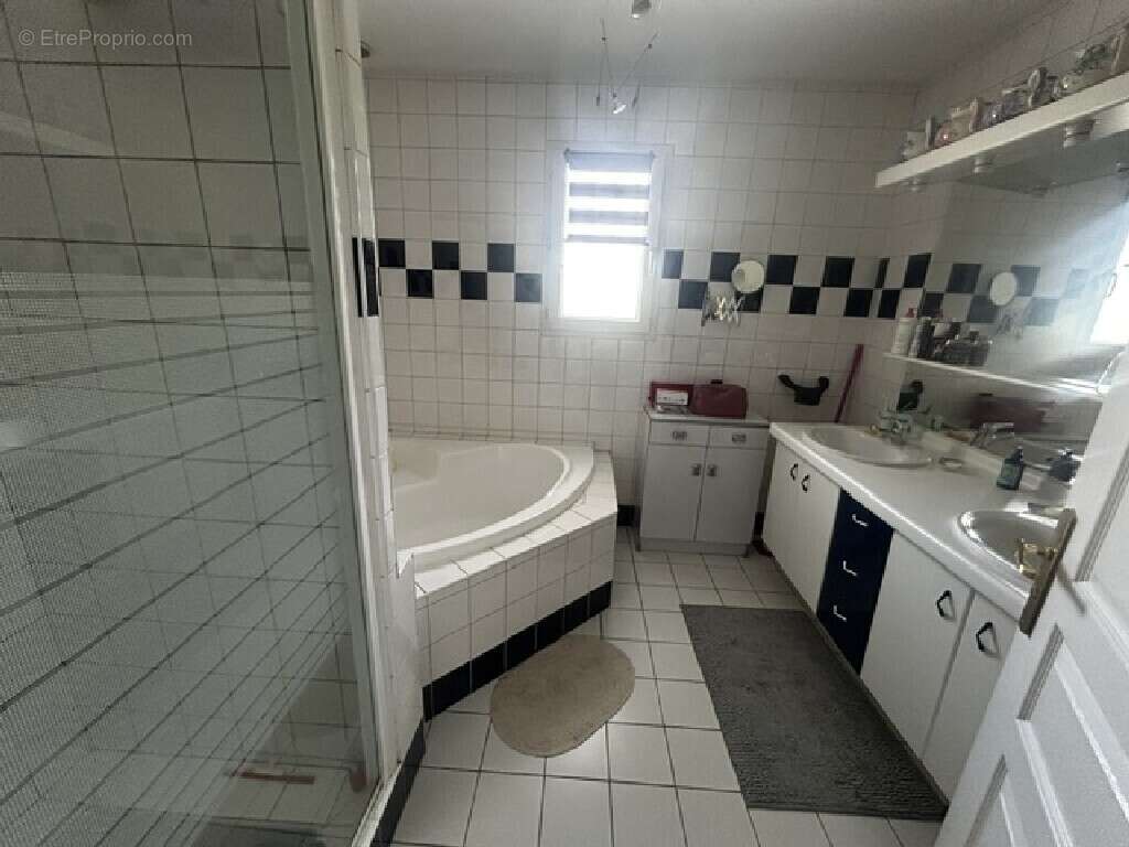 Maison à CUSSET