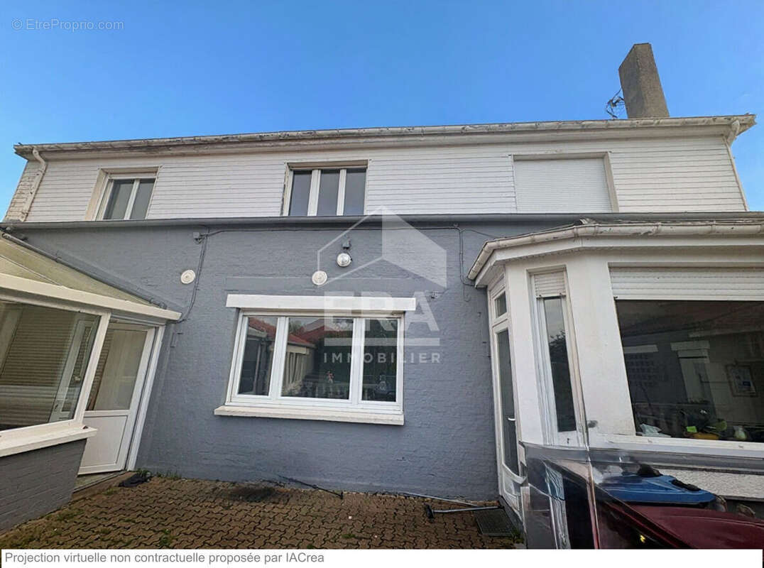 Maison à ESTREE-BLANCHE