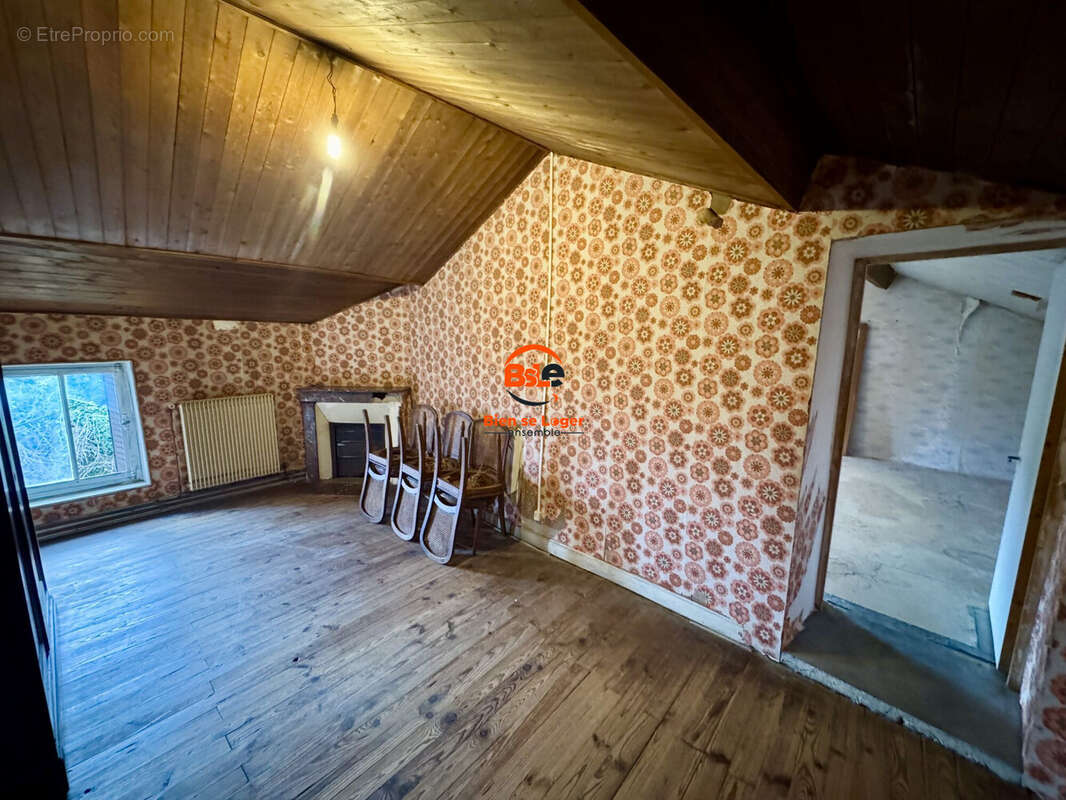 Maison à CHATEAUGAY