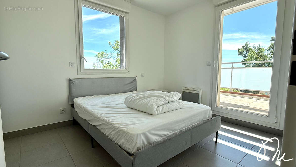 Appartement lumineux T4/T5 avec terrasse, garage et parking - photo 5