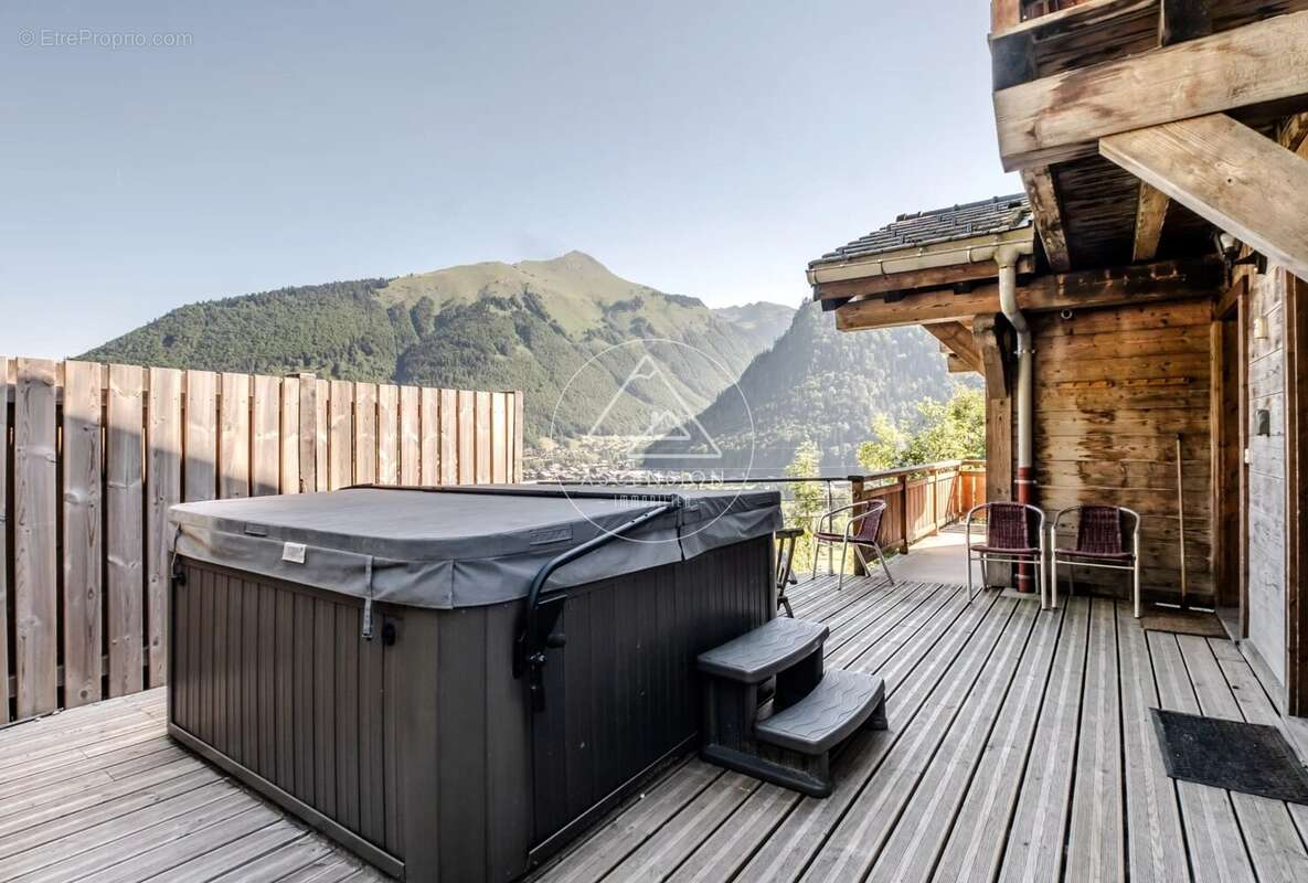 Superbe chalet 7 chambres avec appartement indépendant à proximité du centre de Morzine - photo 10