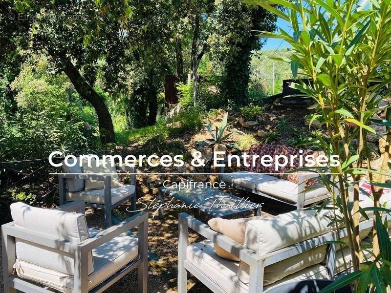 Commerce à BRUE-AURIAC