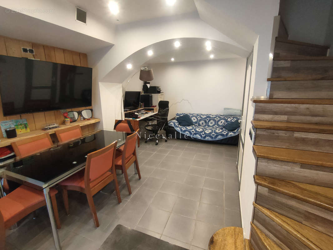 Appartement à UTELLE