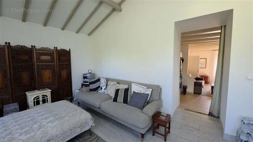 Maison à SAINT-BARBANT