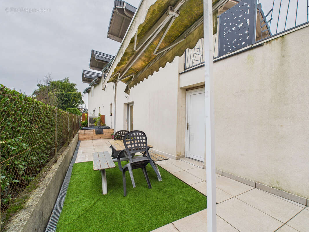 Appartement à VIVIERS-DU-LAC
