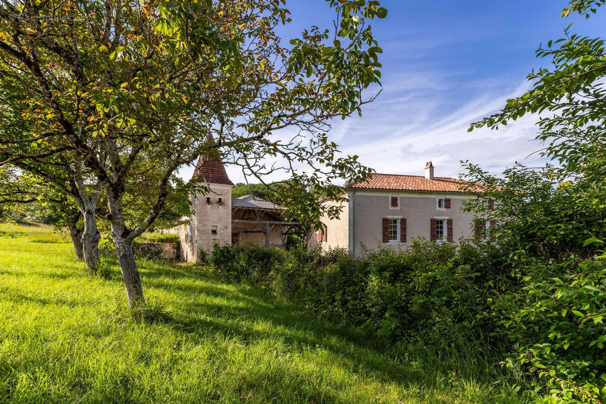 Country property - photo 14
