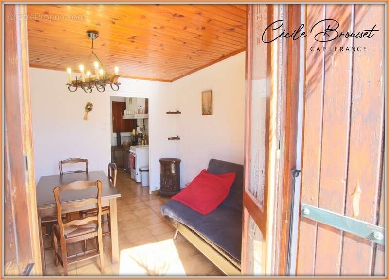Charmante maison de village à SAINT LAURENT DE CERDANS (66) - photo 14