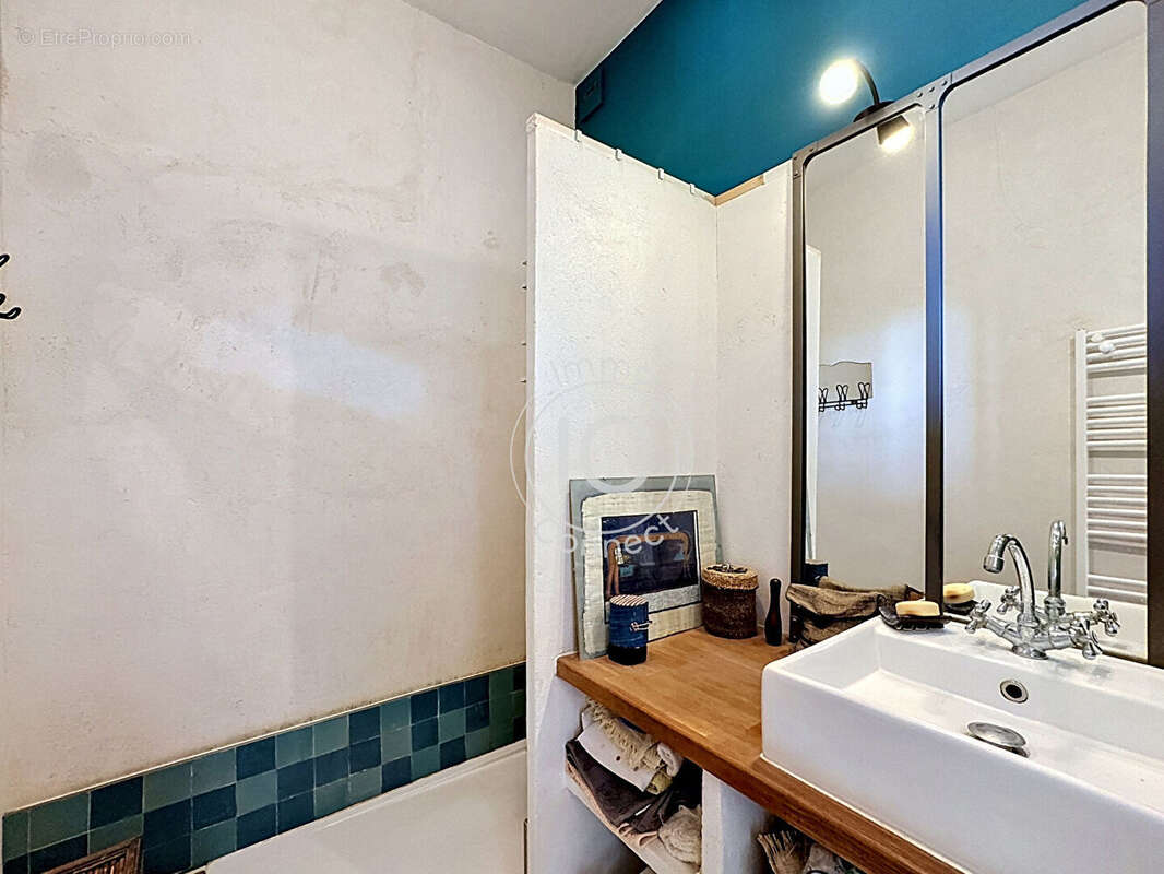 Appartement à SAINTE-FOY-LES-LYON