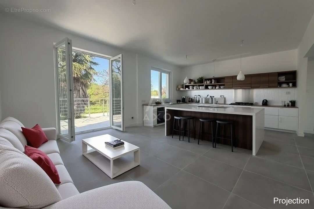 Appartement à BOUGUENAIS