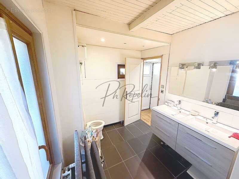 Maison de ville triplex T5 de 140m2 avec Parkings extérieur - photo 15