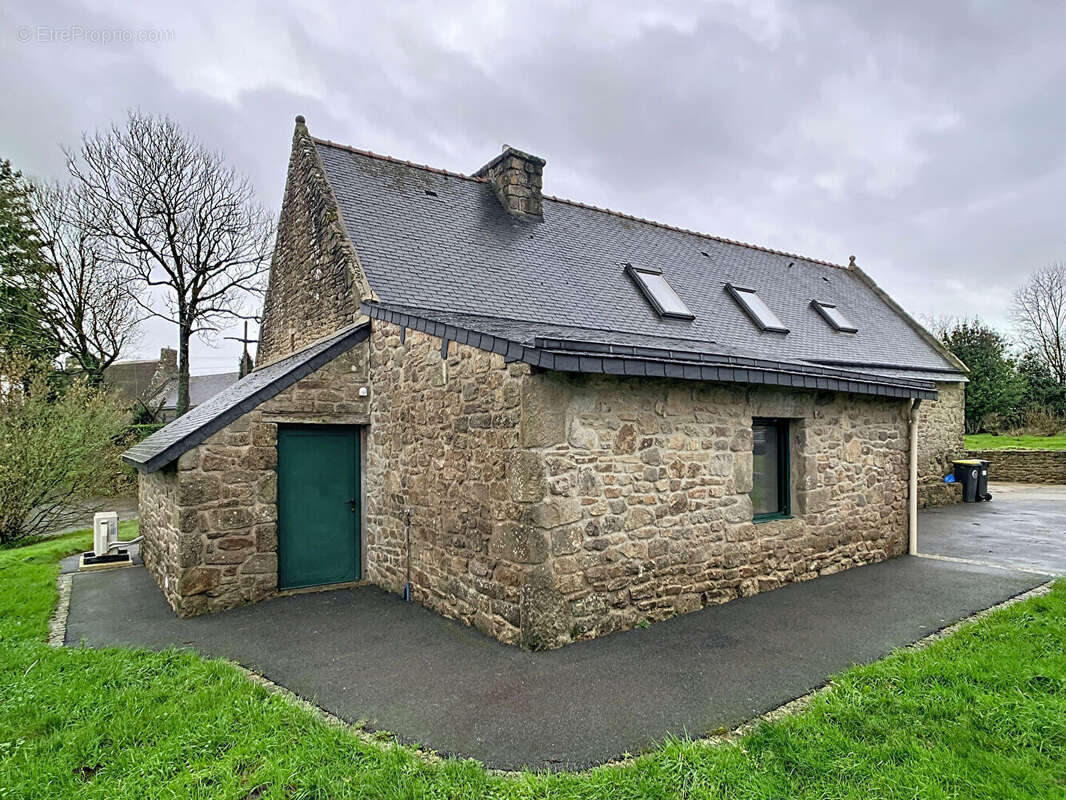 Maison à LANDEVANT