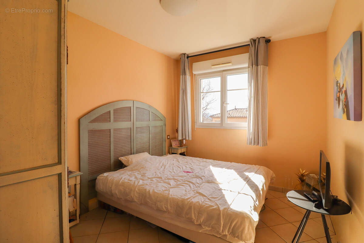 Appartement à CALLIAN