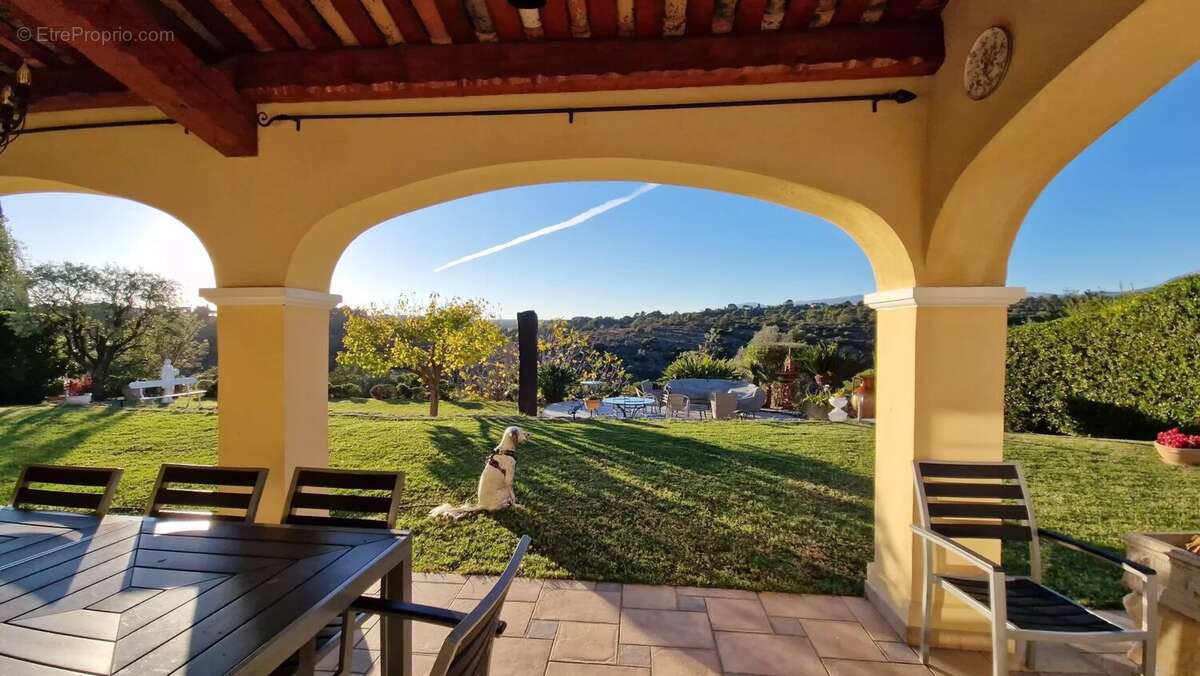 Maison à VILLENEUVE-LOUBET